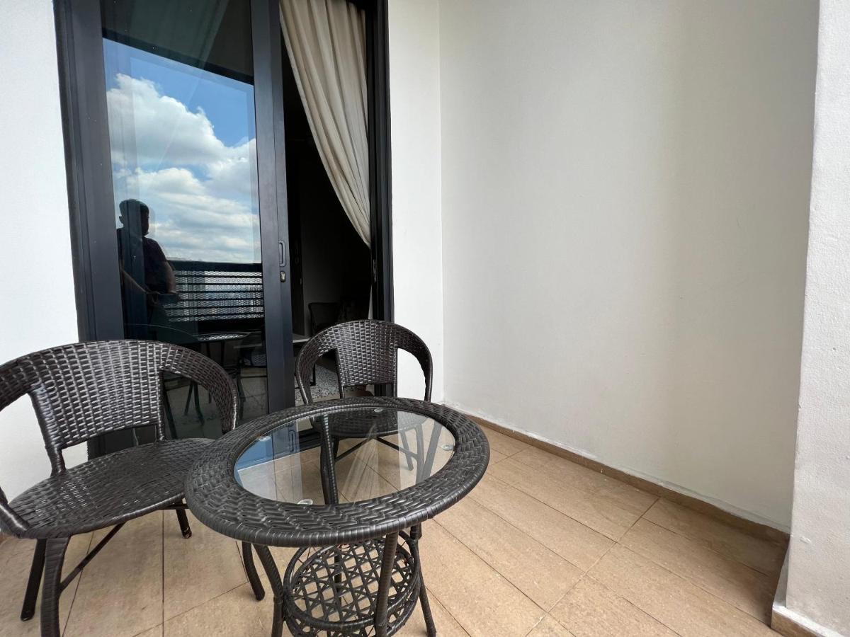 קואלה לומפור Arcoris, Mont Kiara By Mk Home מראה חיצוני תמונה